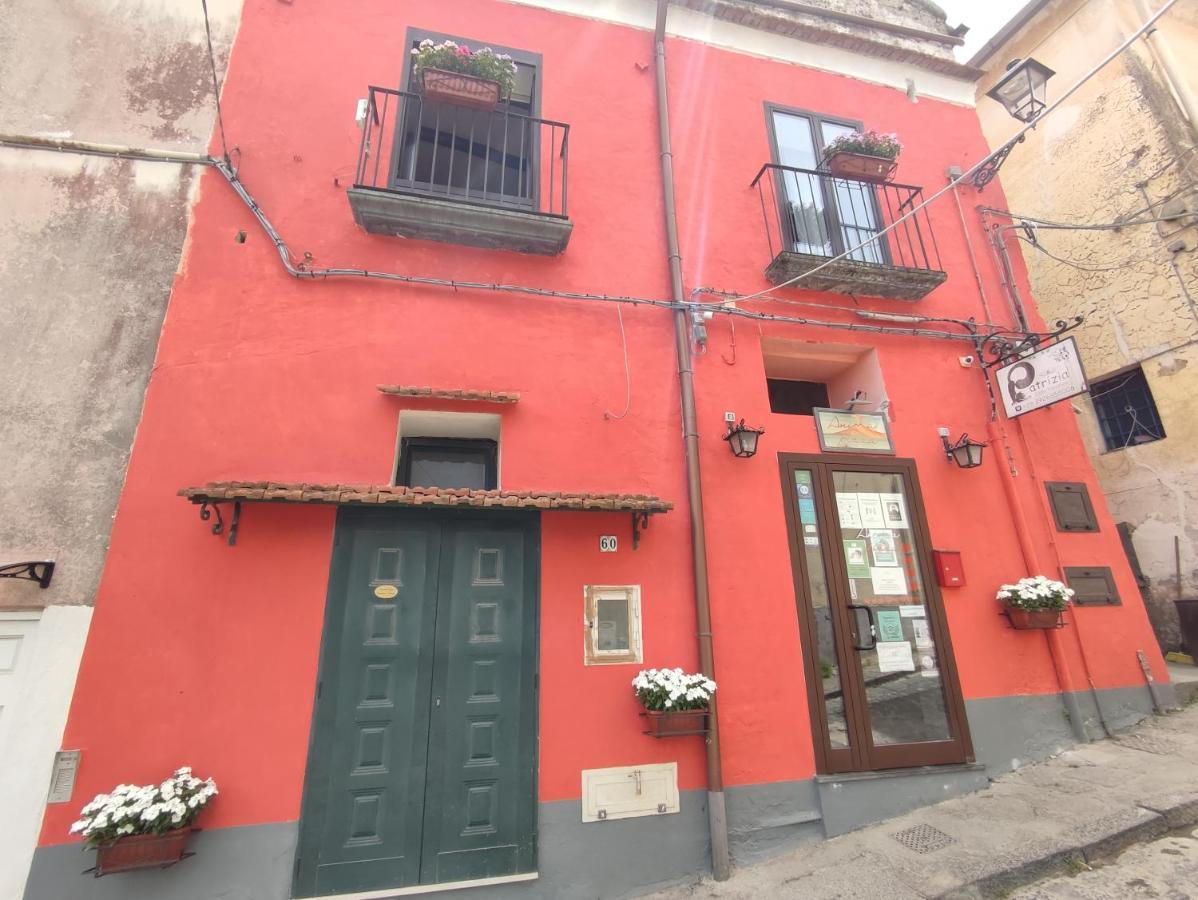 Patrizia Casa Vacanze سانتّانييلّو المظهر الخارجي الصورة