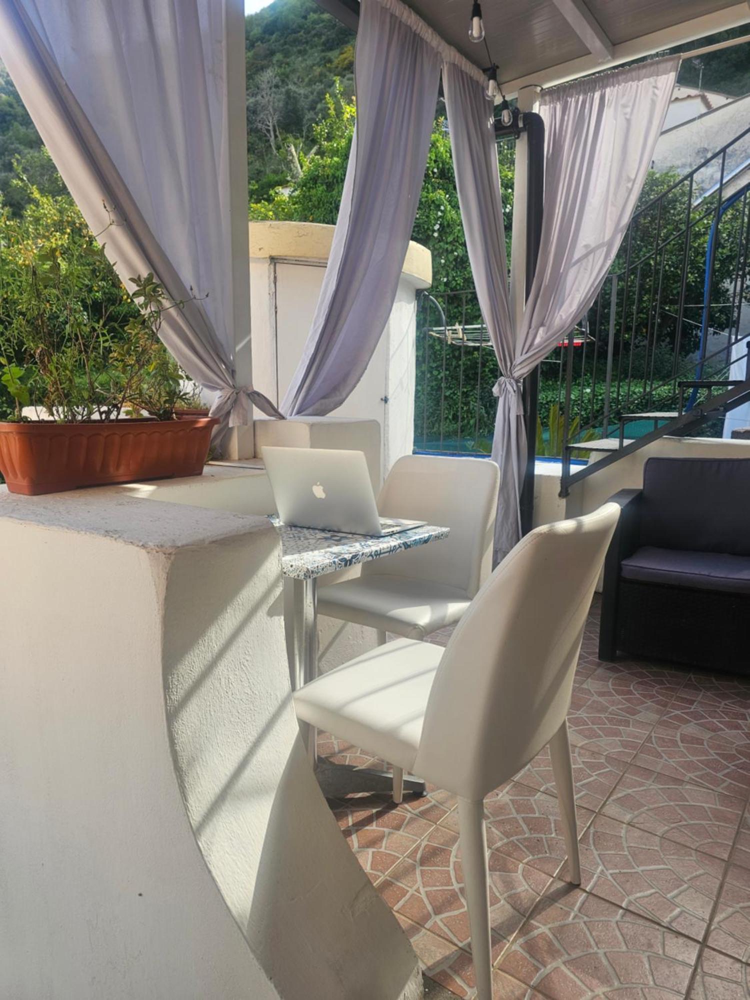 Patrizia Casa Vacanze سانتّانييلّو المظهر الخارجي الصورة
